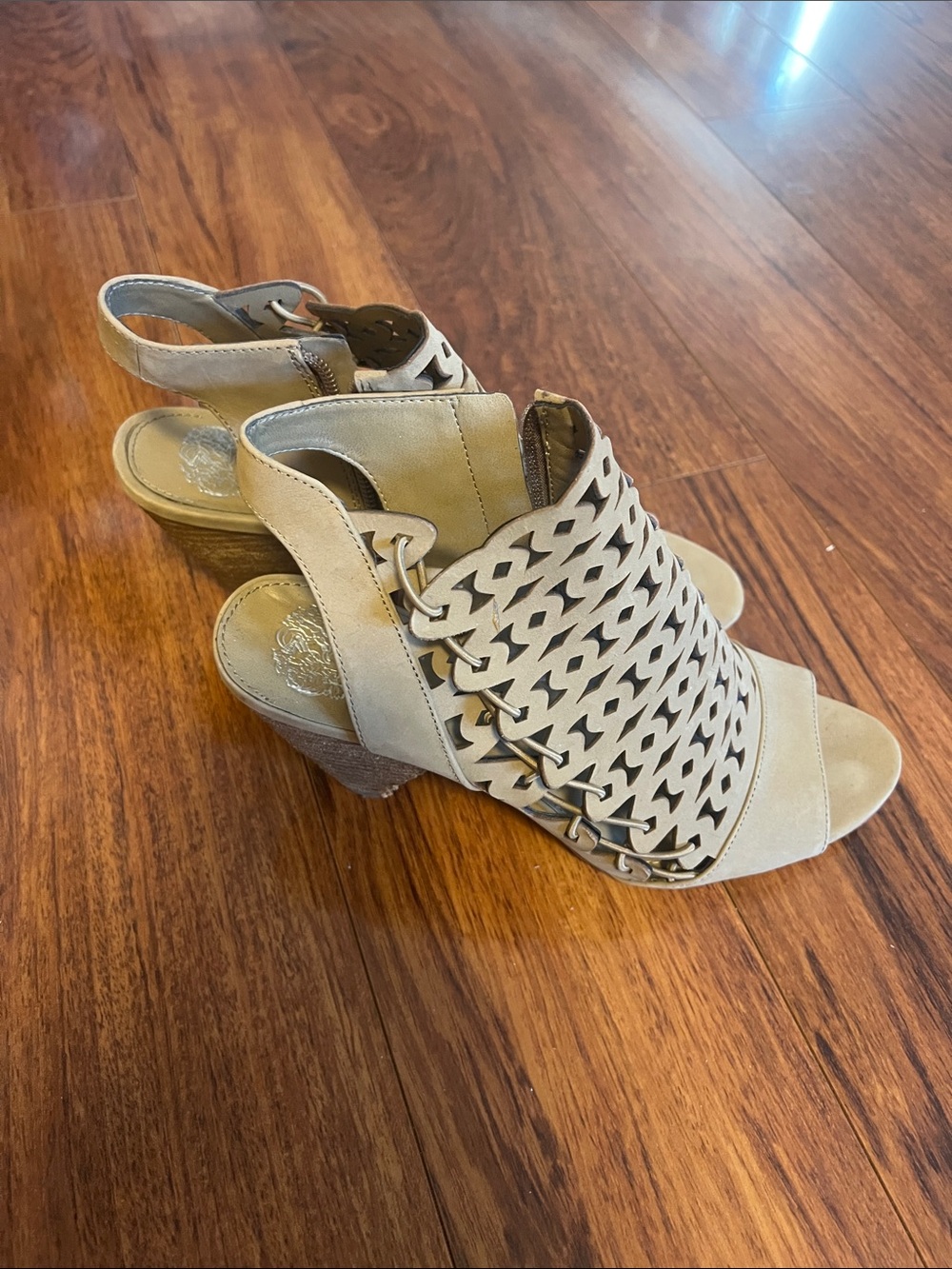 Vince Camuto Beige Cutout Peep-Toe Slingback Heels